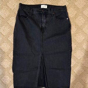 Universal Thread Black Denim Midi Skirt